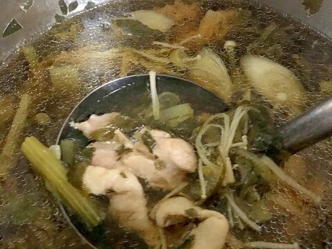 インスタントポッド　小松菜　ネギ　鶏肉　スープ